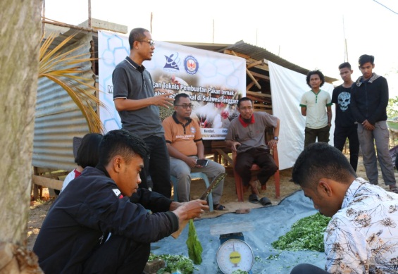 Bimbingan Teknis Pembuatan Pakan Ternak Menggunakan Bahan Baku Lokal di Sulawesi Tenggara
