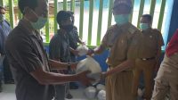 Pemda Konkep Serahkan Bantuan Sembako ke 7 Ribuan Warga