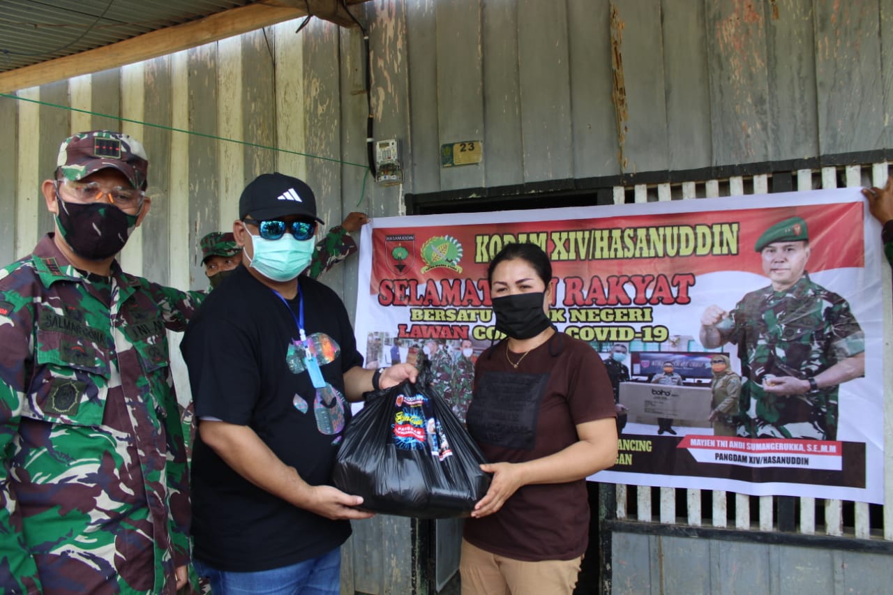 Pangdam Hasanuddin Bantu 400 Kk Terdampak Covid19 dan Kurang Mampu di Konawe