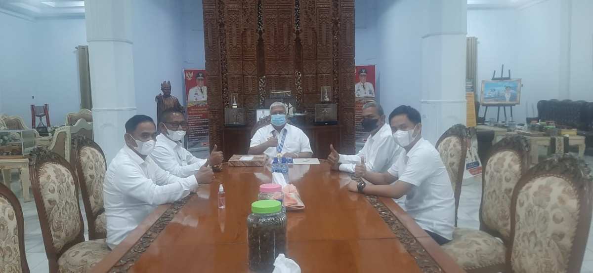 Jelang Musda VIII, BPD Gapensi Sultra Temui Gubernur Ali Mazi