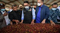 Ridwan Kamil Lepas Ekspor Kopi Garut ke Belanda
