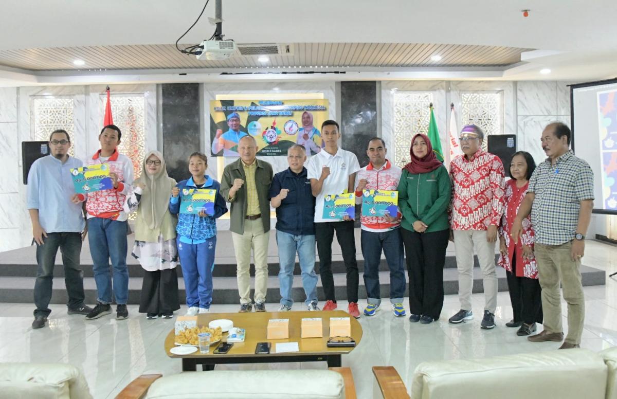 Sekda Setiawan Lepas Atlet SOIna Jawa Barat Menuju Special Olympics World Games di Berlin