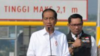 Resmikan Tol Bocimi Seksi 2, Presiden Jokowi Puji Jabar Disebut Juara Investasi, Gubernur Ridwan Kamil Acungkan Jempol