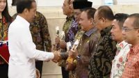 Pj. Gubernur Sultra Terima Penghargaan TPID Award Kategori Berkinerja Terbaik Tahun 2024