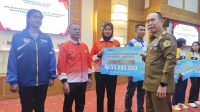 Gubernur Andi Sumangerukka Cairkan Bonus Atlet Peraih Medali Diajang PON 2024
