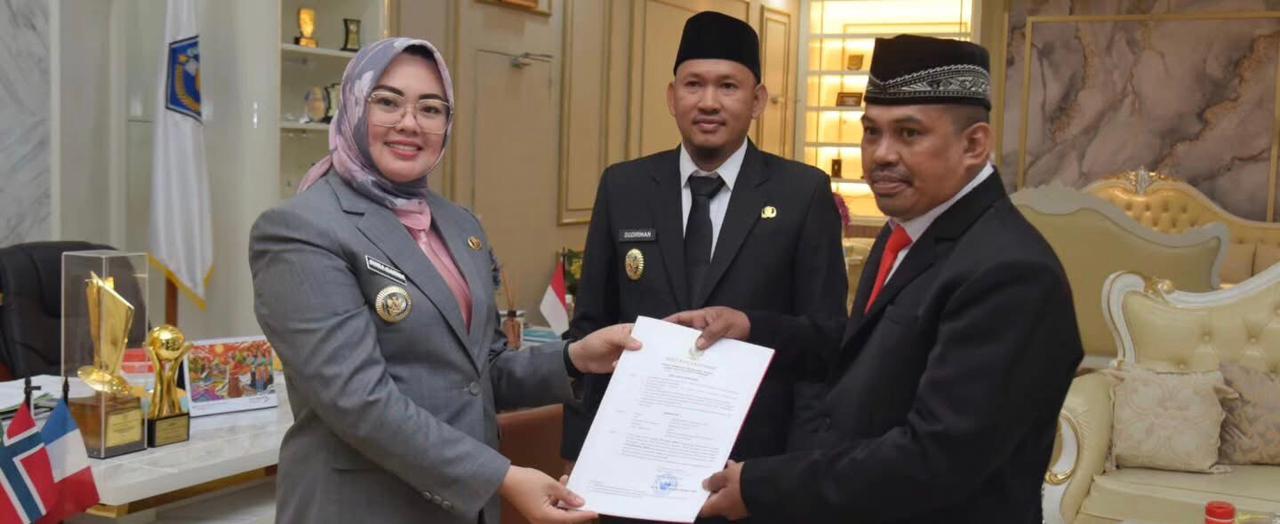 Tutup Kekosongan Jabatan, Wali Kota Kendari Lantik Plt Camat Wua-wua dan Dua Pejabat Strategis Lainnya
