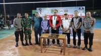 Pj Bupati Parimo Resmi Tutup Turnamen Bola Voli Kawanua Cup dan Teken Prasasti Lapangan Voli Kawanua Jaya