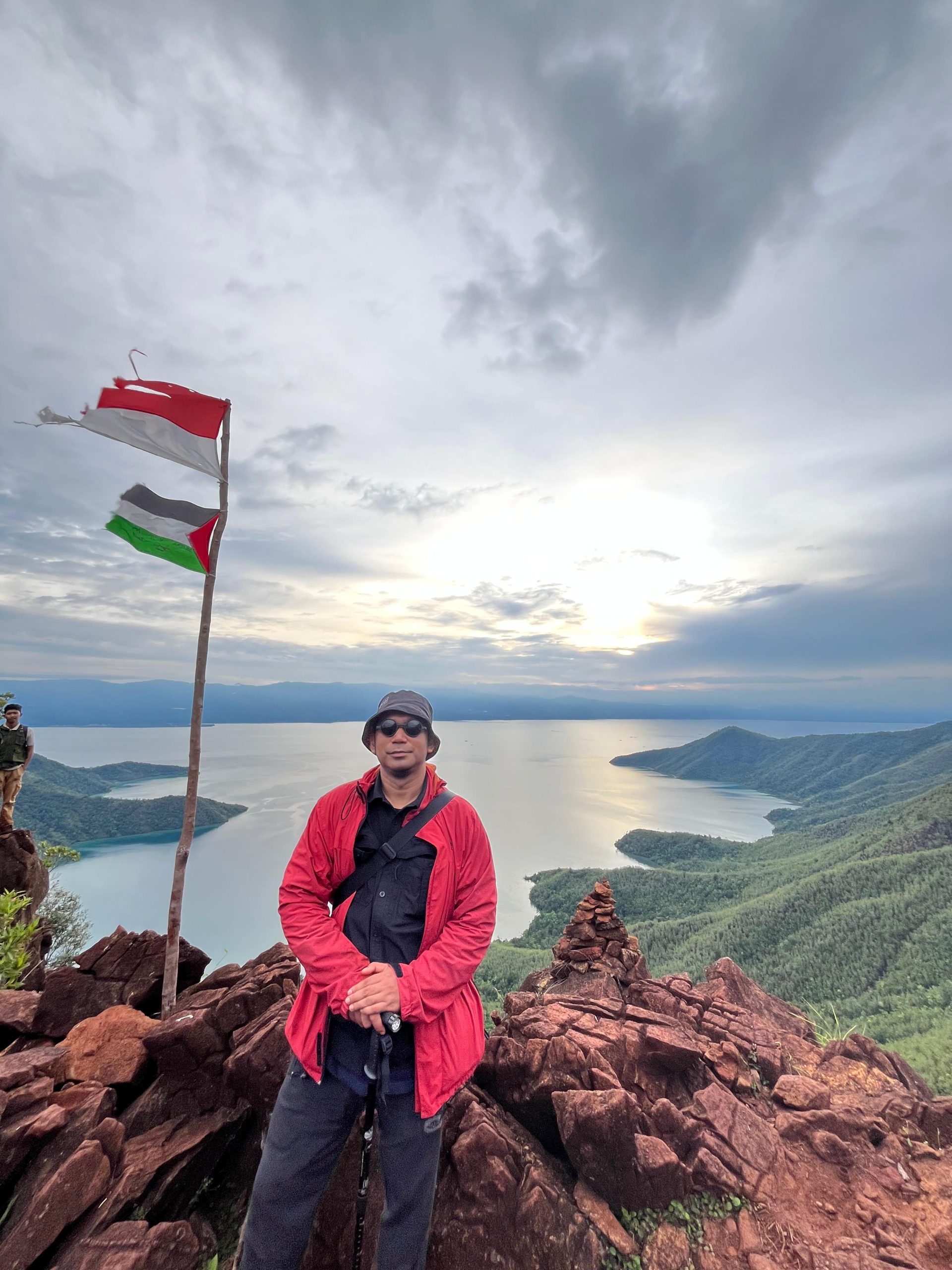 Mendaki Padamarang, Menembus Awan Bumi Mekongga