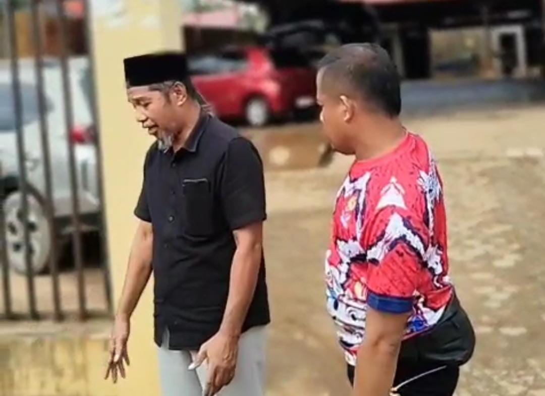 Camat Kadia Pastikan Penanganan Drainase Jalan Sao Sao Berjalan Maksimal