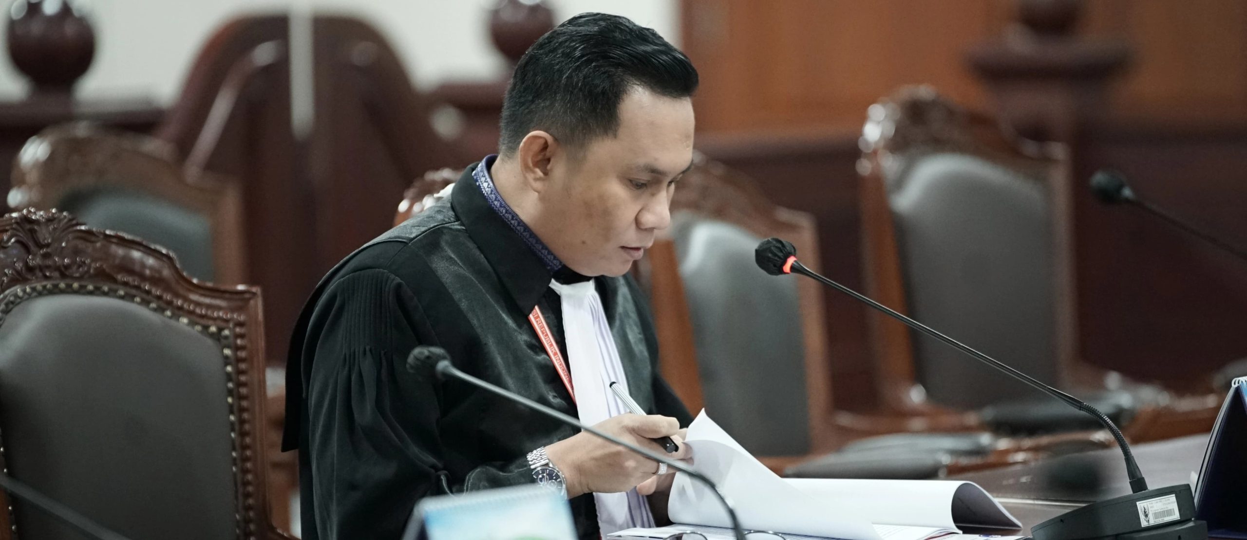 Andri Dermawan Ukir Prestasi: Dua Kali Menang Uji Materi UU di Mahkamah Konstitusi