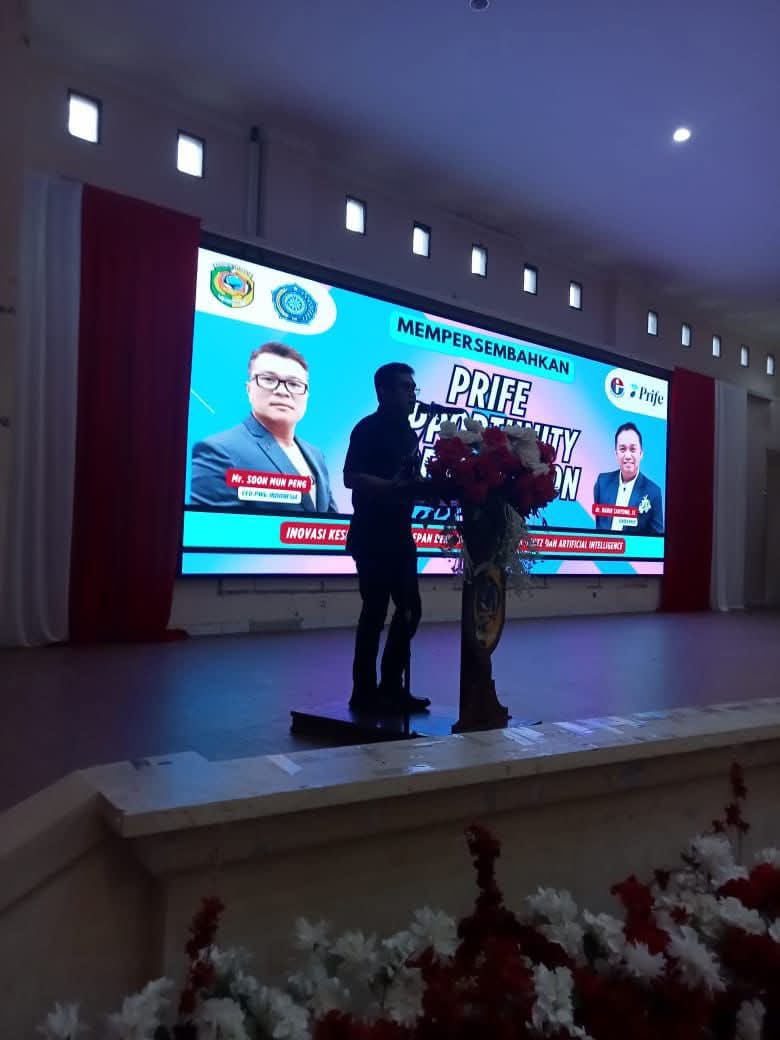 Bupati Erwin Burase Buka Seminar Kesehatan dengan Terapi Teknologi Modern