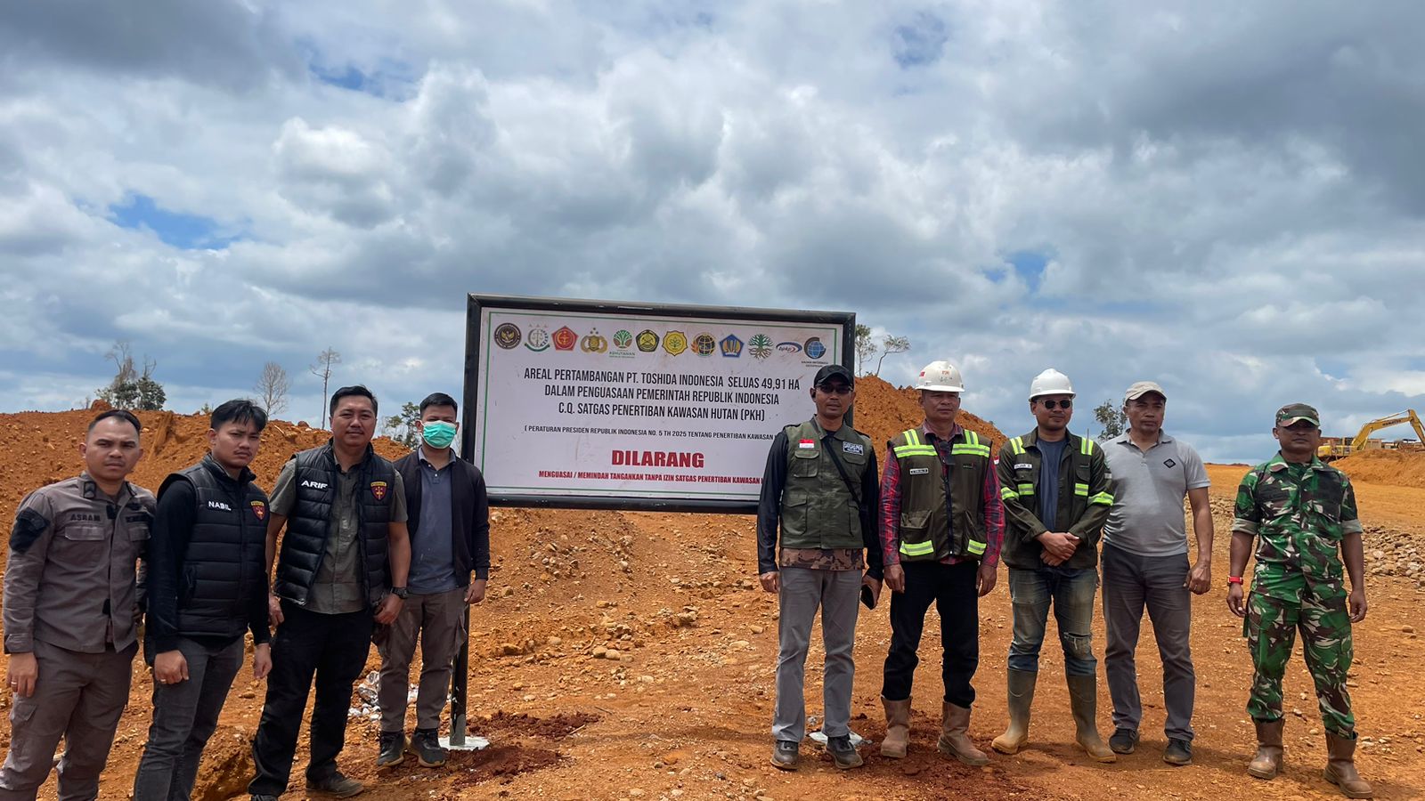 Satgas PKH Segel Lahan dalam Kawasan Hutan Milik Tiga Perusahaan Tambang di Kolaka