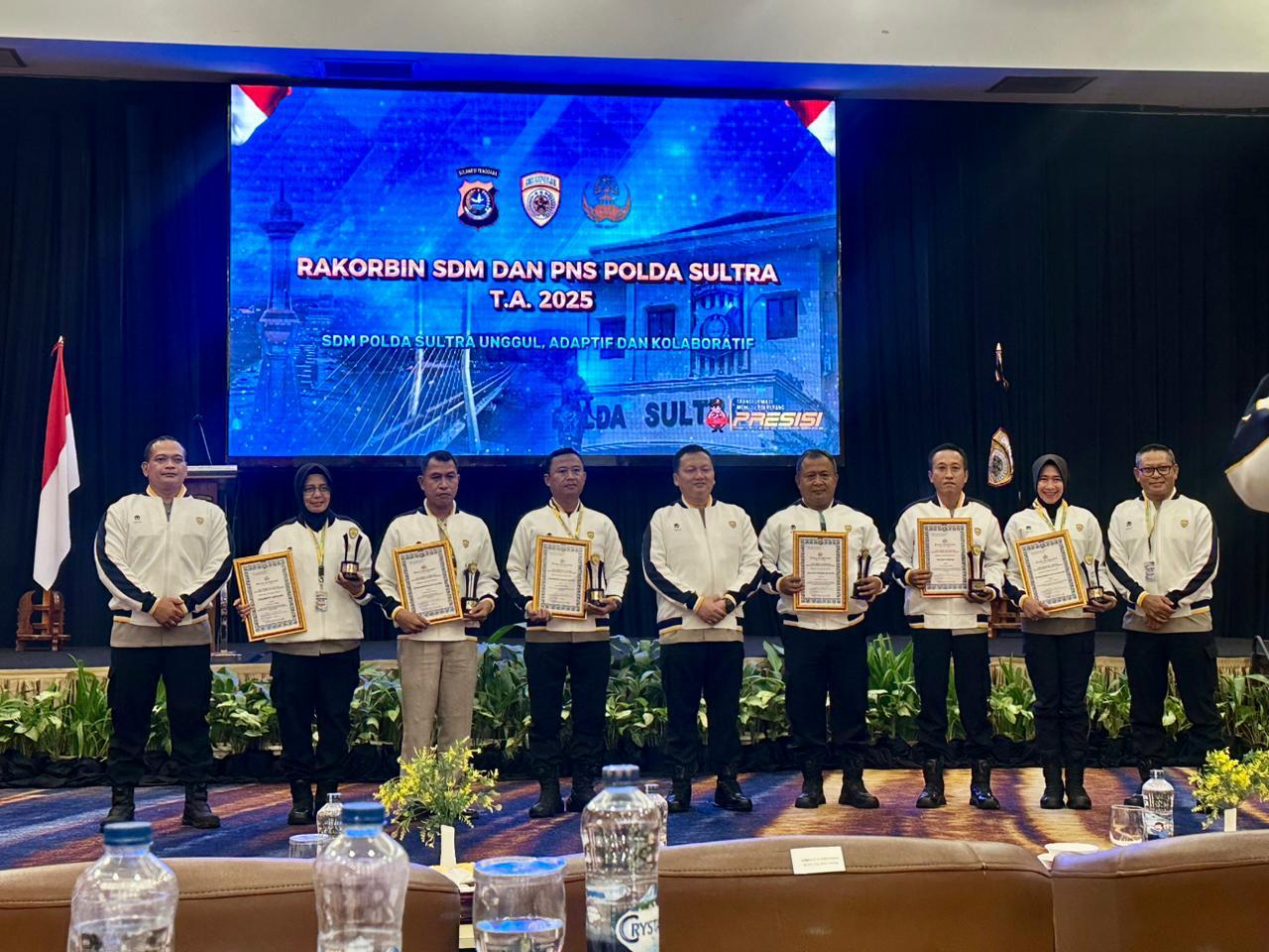 Ditreskrimsus Polda Sultra Raih Penghargaan Satker Terbaik di Rakorbin SDM Polri 2025