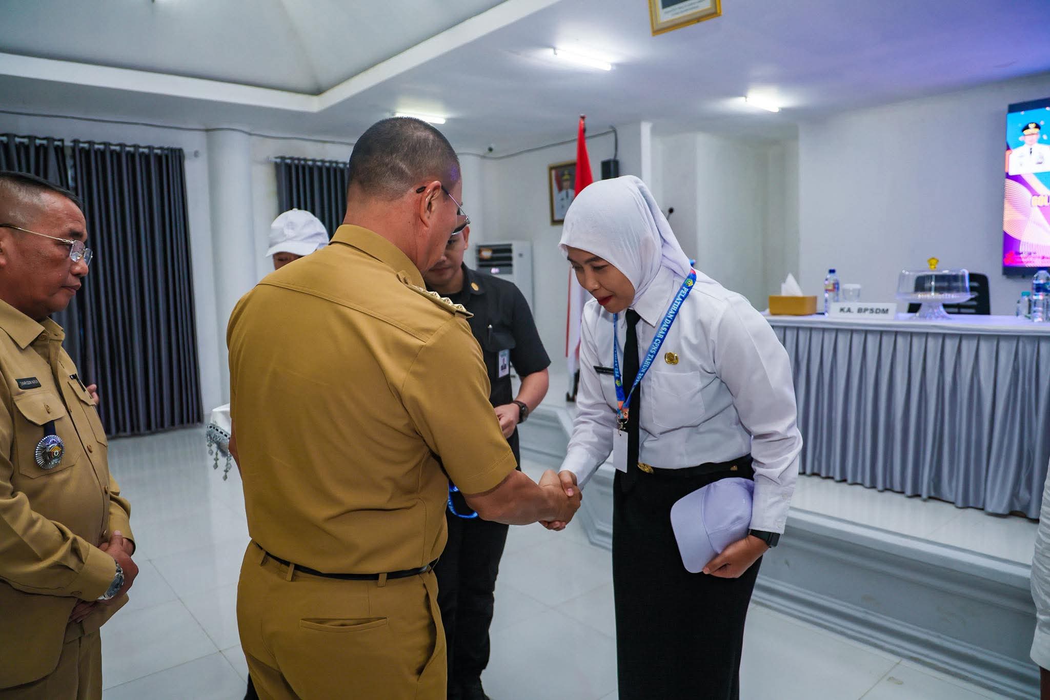 Gubernur Andi Sumangerukka Buka Latsar CPNS Golongan III
