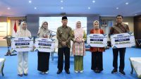 Gubernur Sultra Serahkan Beasiswa Sultra Cerdas 2026 untuk 150 Mahasiswa