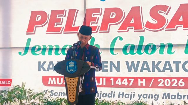 Bupati Wakatobi Lepas 64 Calon Jamaah Haji