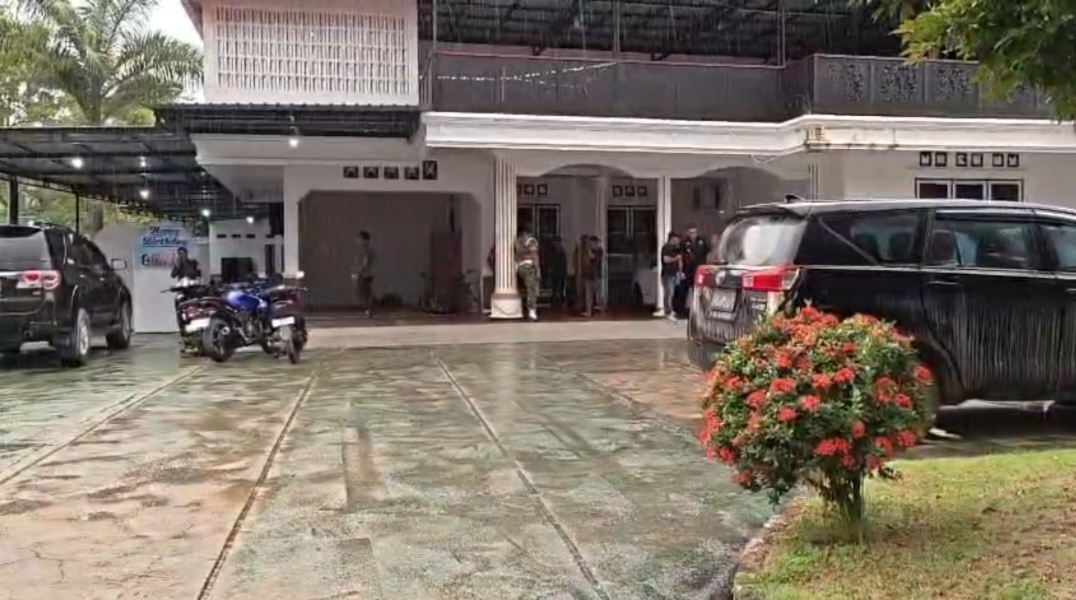 Kejaksaan Geledah Rumah Wabup Kolaka Husmaluddin, Kajati : Upaya Paksa Dilakukan