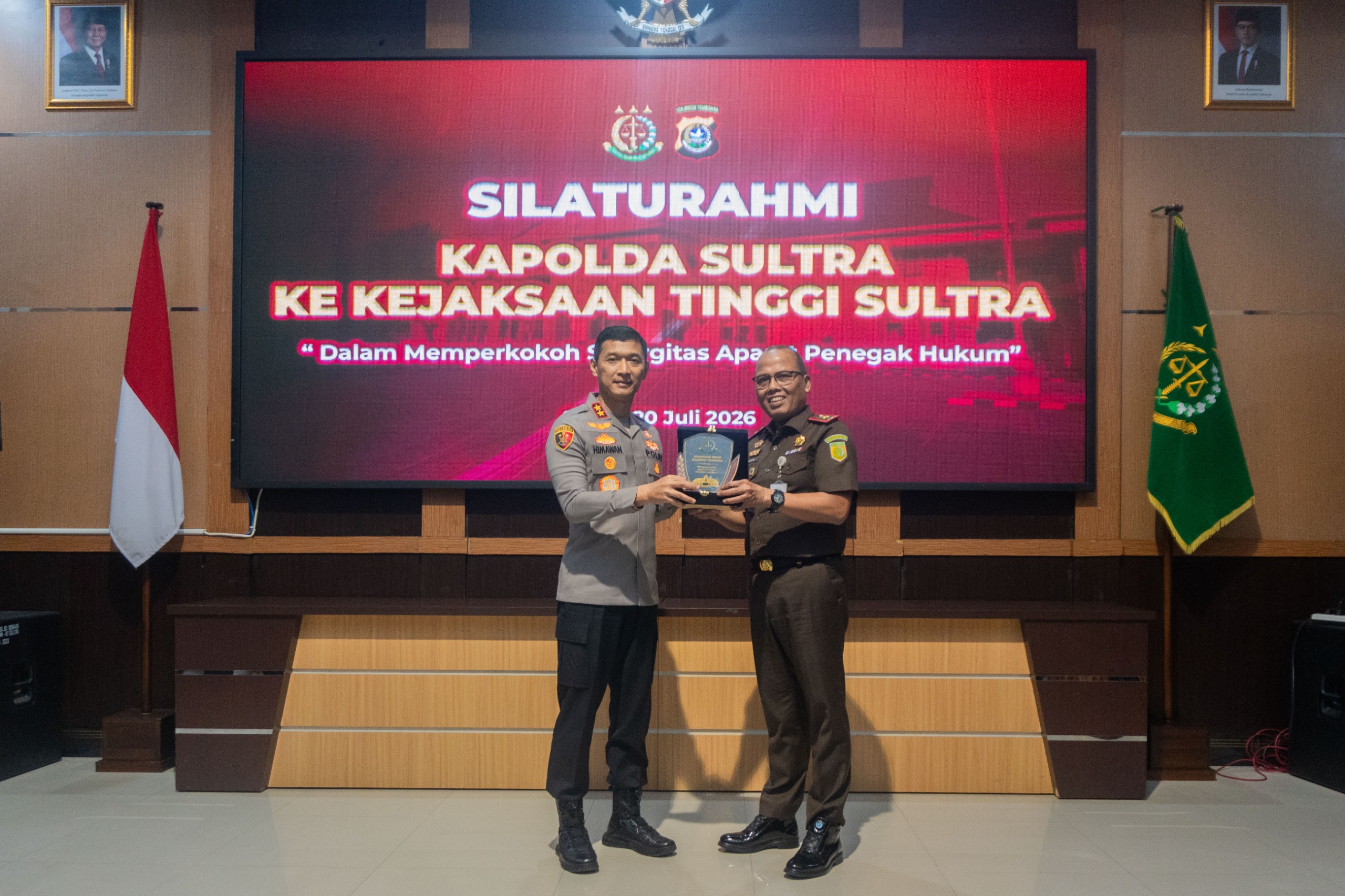 Silaturahmi Kajati Sultra dan Kapolda Wujud Kekompakan Dua Institusi Penegak Hukum di Sultra