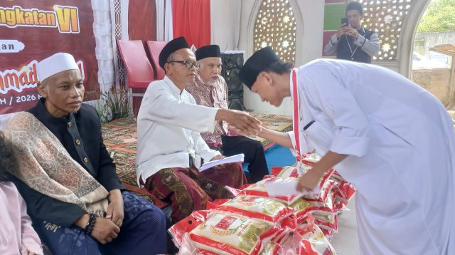 Habil Marati Kembali Berbagi, 2,5 Ton Beras Disalurkan untuk Warga Kendari