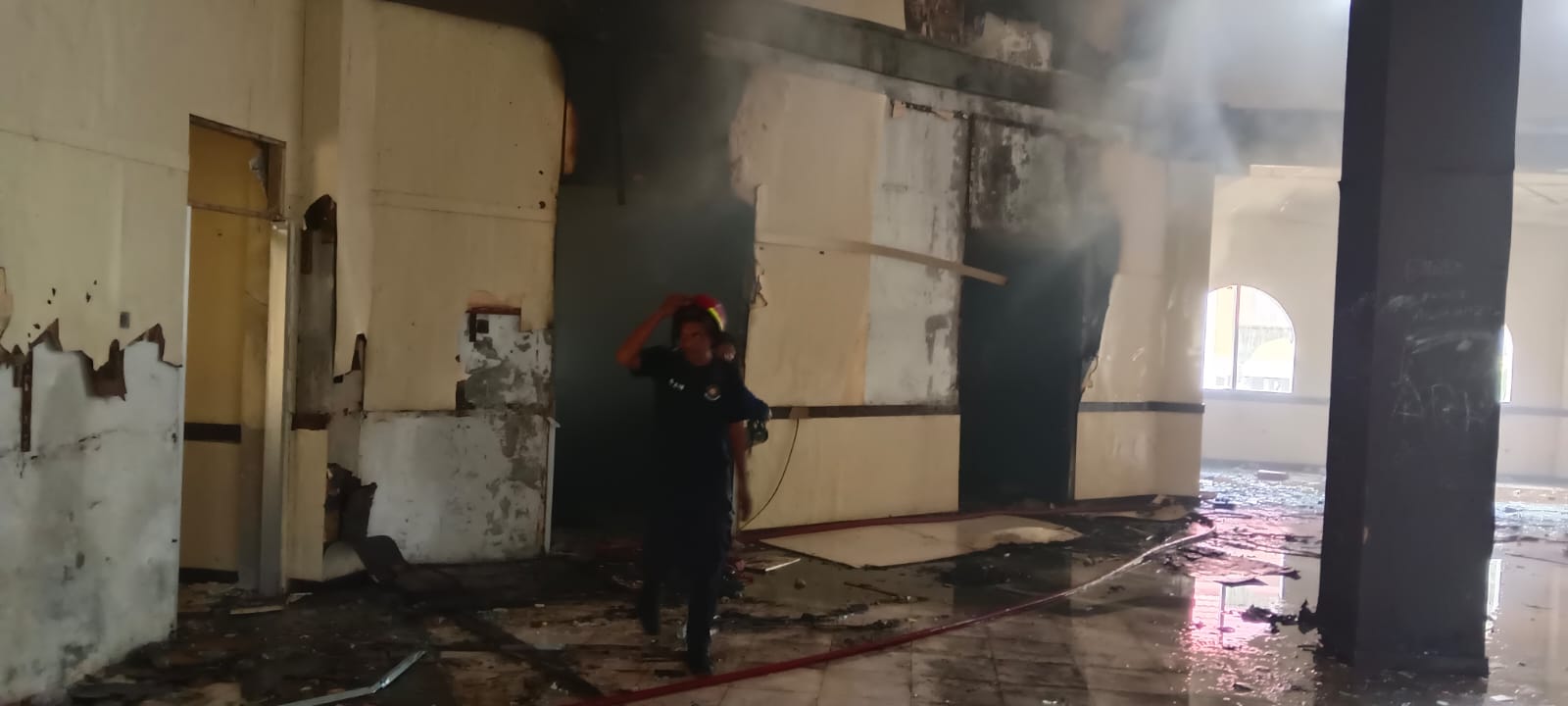 Gedung Musim Budaya Wakatobi Dilahap Si Jago Merah, Damkar Gerak Cepat