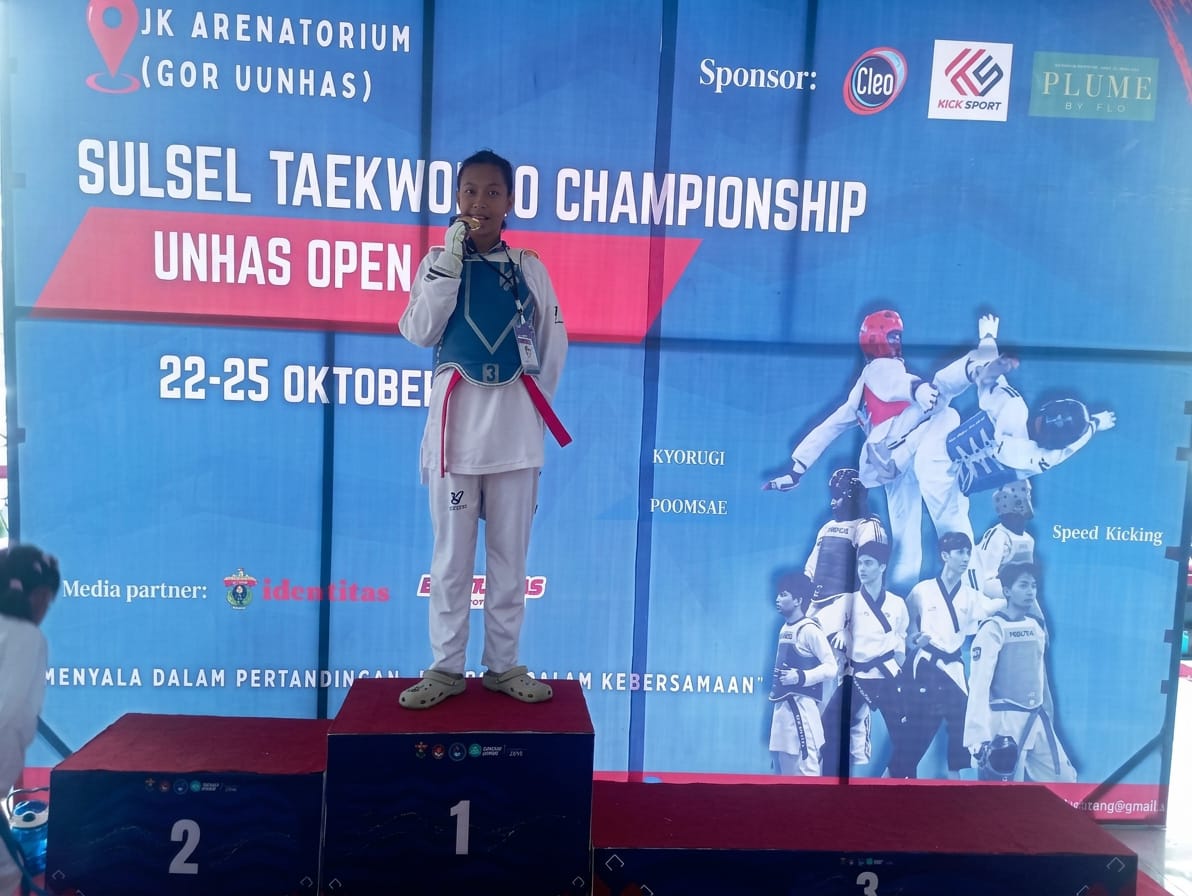 Siswi SMPN 1 Kendari Alya Jazilah Arafah Raih Juara di Unhas Open Taekwondo Championship
